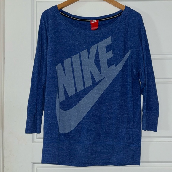 Nike Crewneck Sweatshirt - Picture 1 of 3